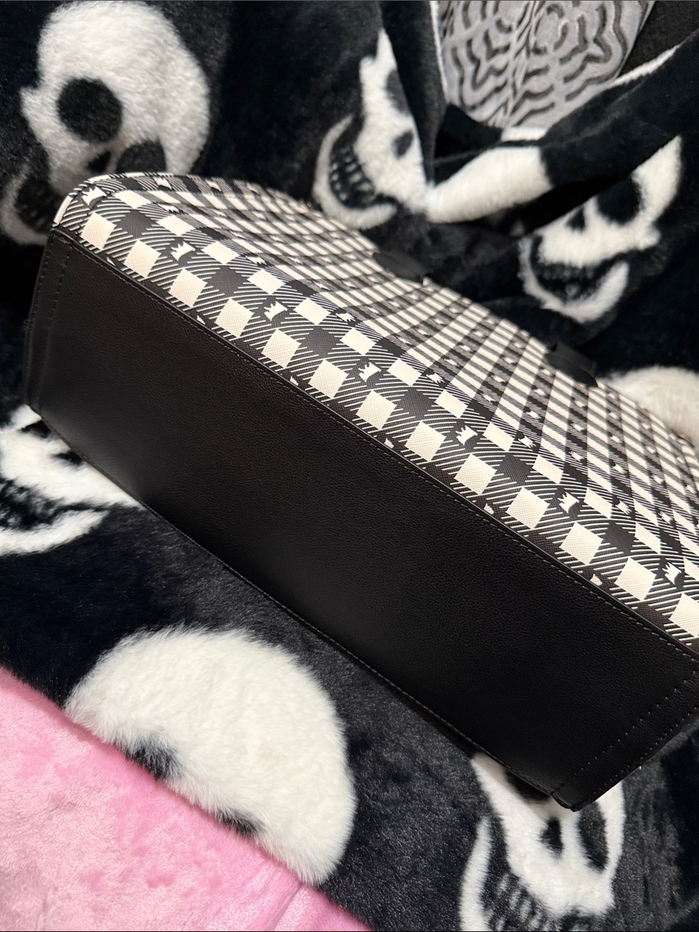 Juicy Couture Scottie tote - Picture 4 of 10
